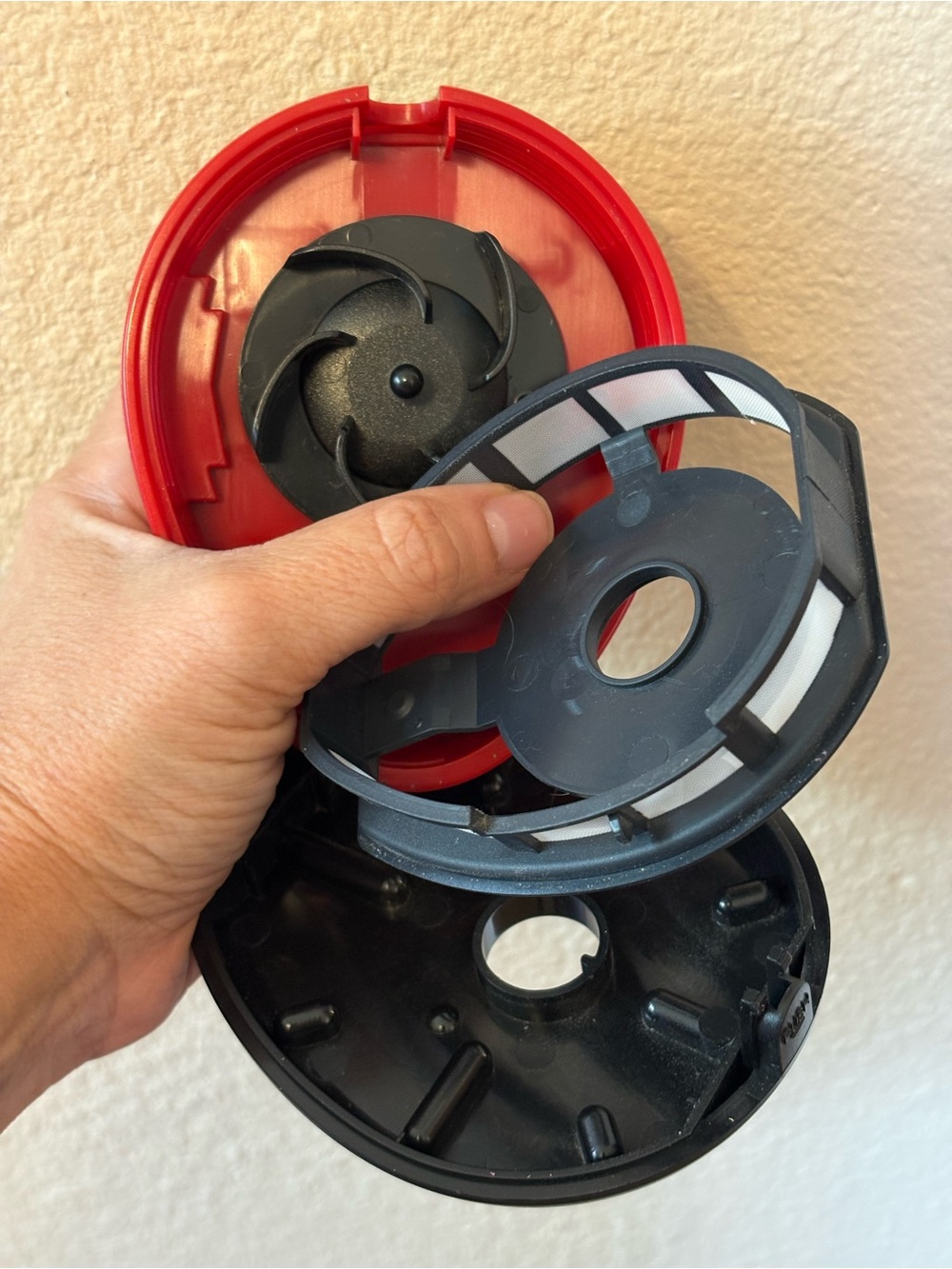 Ladybug Mini Desktop Vacuum Cleaner Red Black - Picture 4 of 4